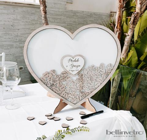 Libro degli ospiti  a forma di cuore in legno e plexiglass personalizzabile BELLINVETRO VR 156