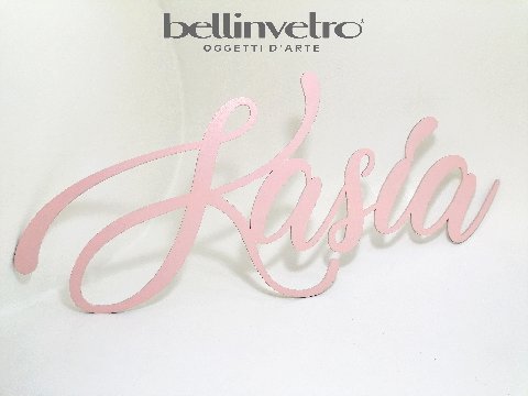Scritte e nomi personalizzati in legno laccato o laminato su una riga BELLINVETRO VR 158