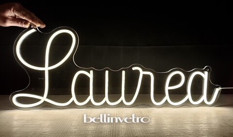 Scritta neon LED INCASSATO - Laurea monocolore da parete BELLINVETRO VR 1359