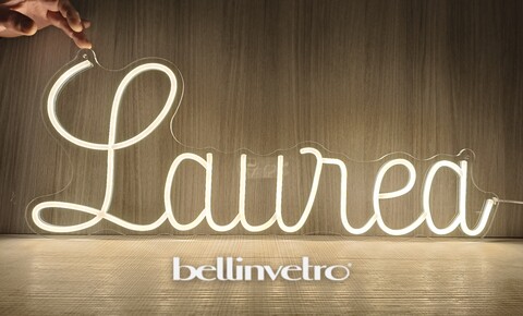 Scritta neon LED INCASSATO - Laurea monocolore da parete BELLINVETRO VR 1359