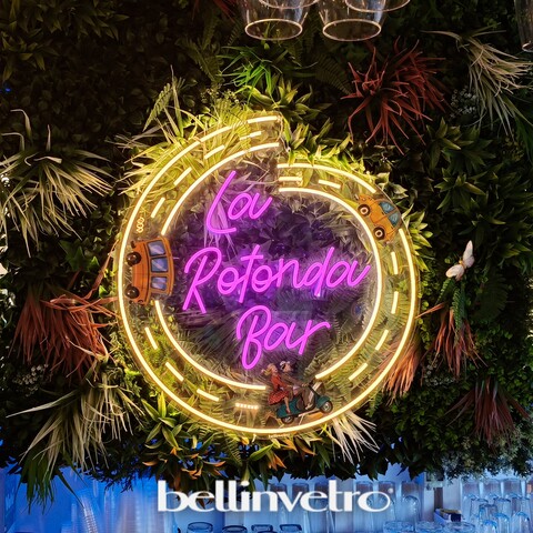 Insegna a neon led per locale BELLINVETRO LOGO AZIENDALE