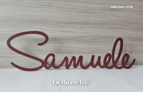 Scritte e nomi personalizzati in legno laccato o laminato su una riga BELLINVETRO VR 158