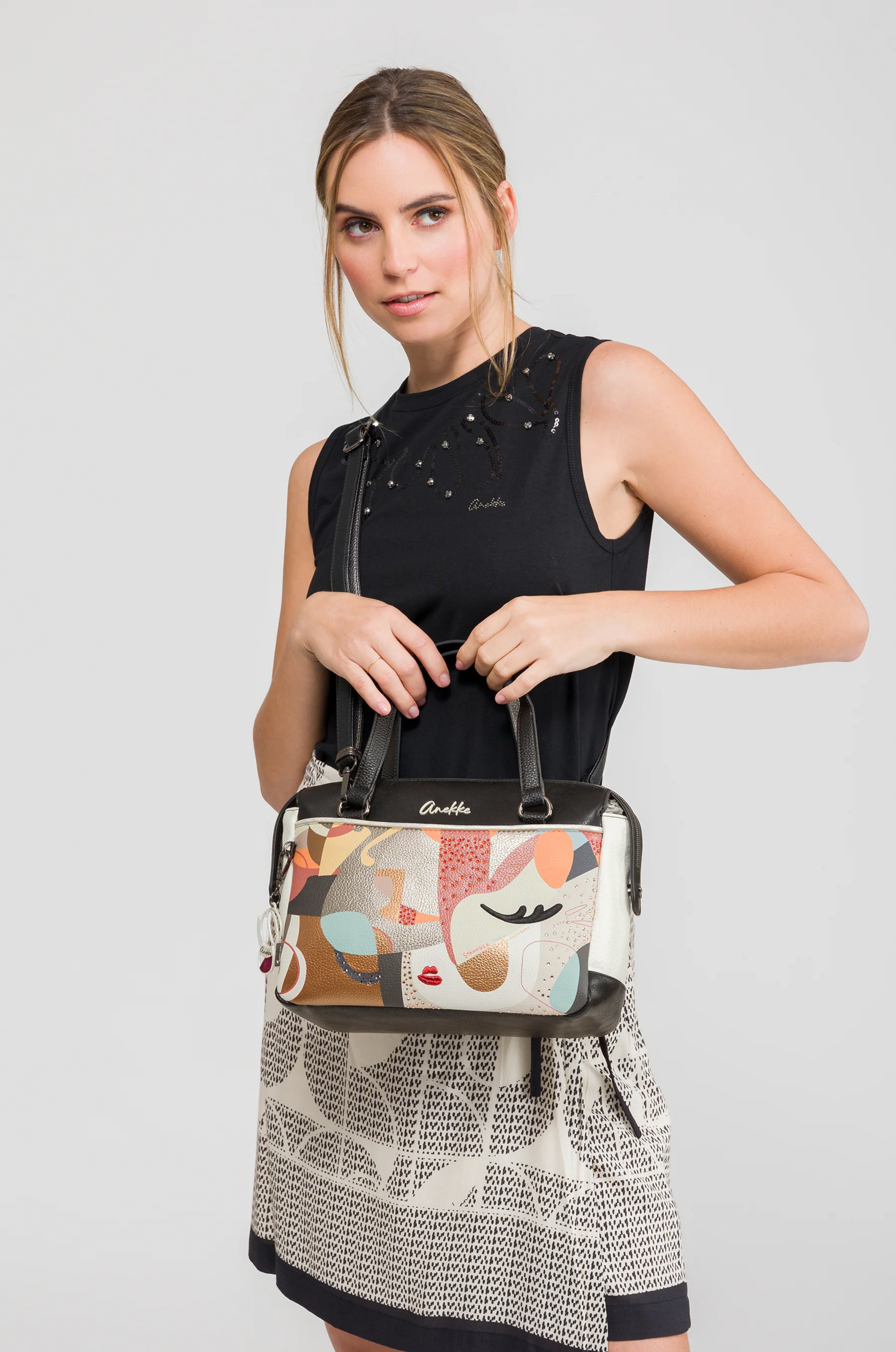 BORSA A MANO  CON TRACOLLA ANEKKE Linea EIKON