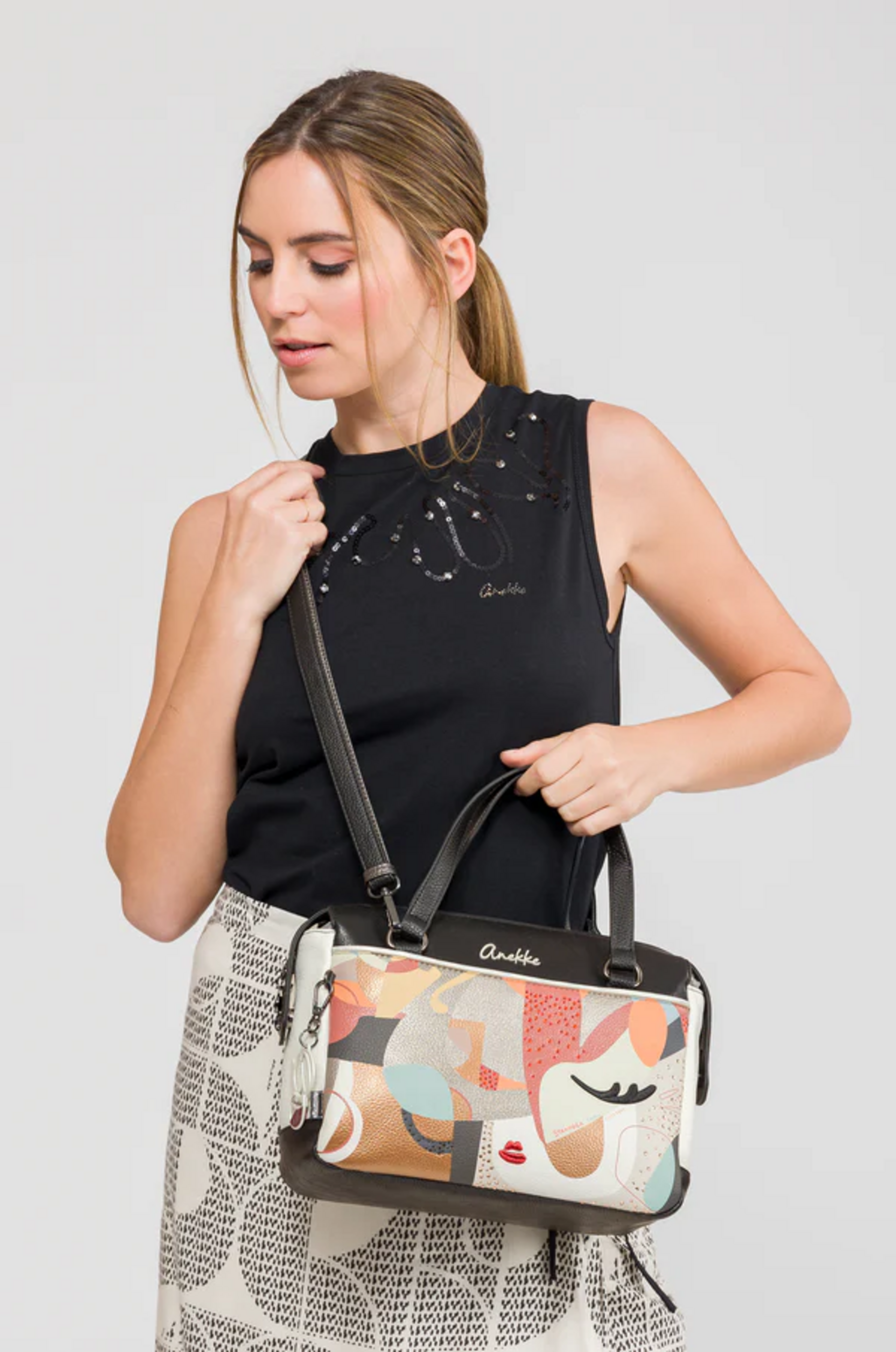 BORSA A MANO  CON TRACOLLA ANEKKE Linea EIKON