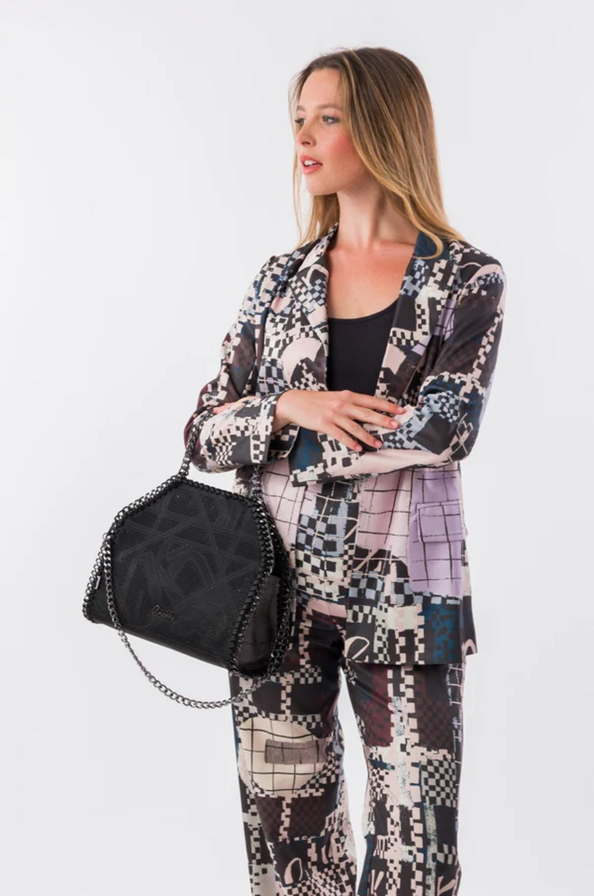 BORSA A MANO CON CATENA ANEKKE Linea IRON