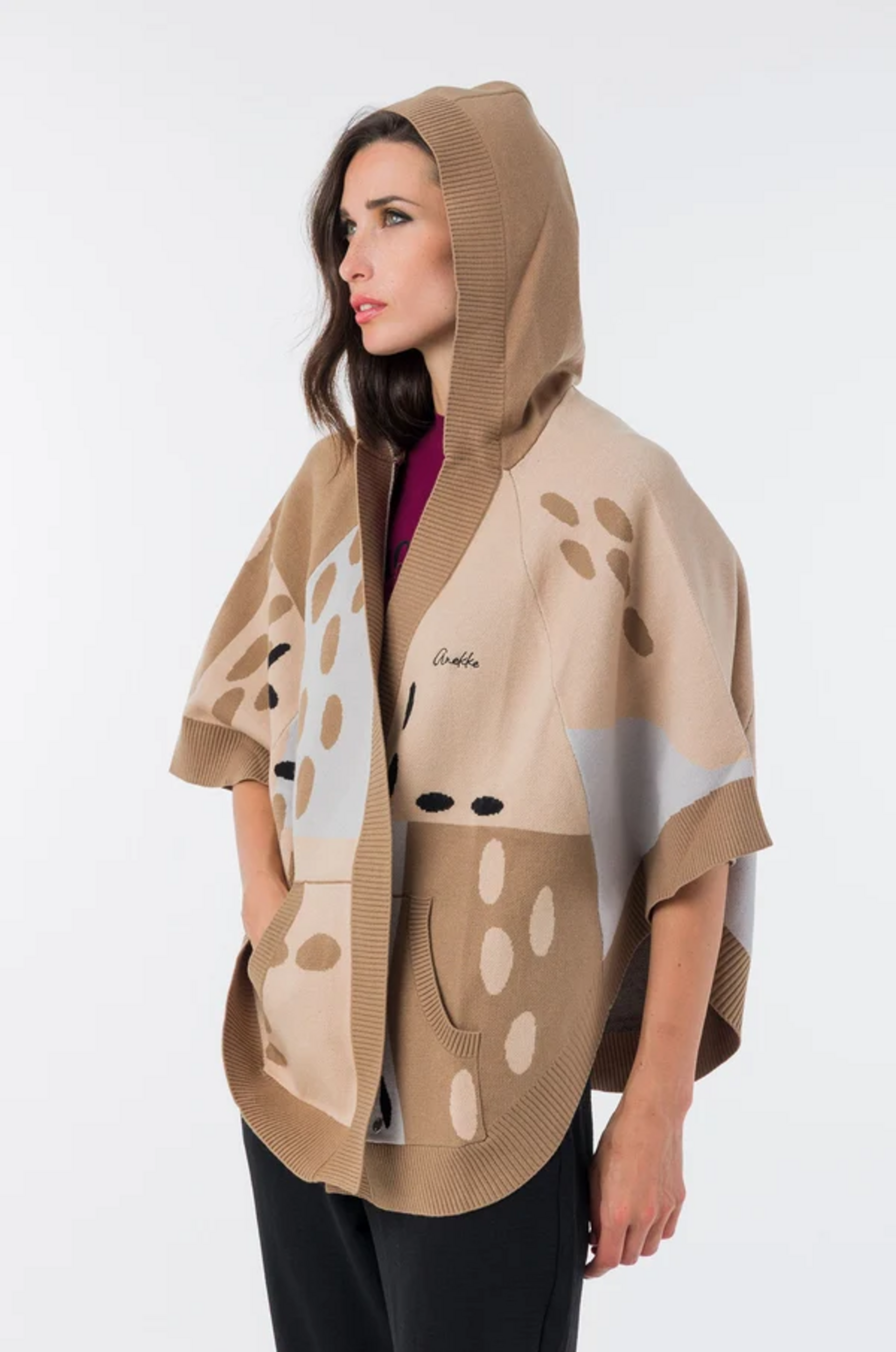 Poncho Donna con cappuccio stampato ANEKKE Linea VOYAGE