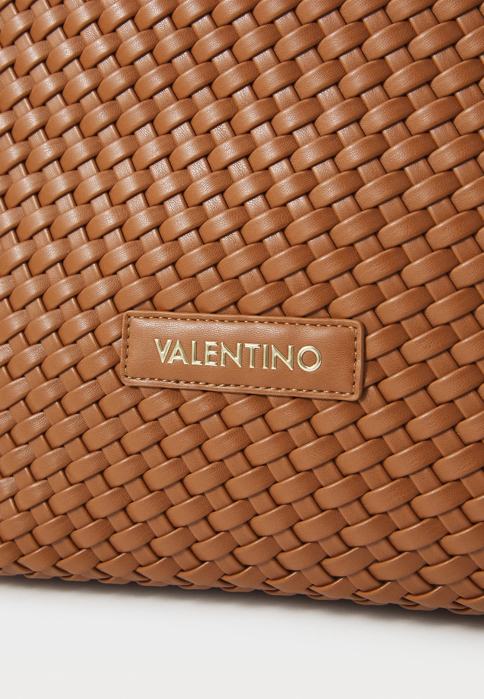 TRACOLLA INTRECCIATA CUOIO VALENTINO Shantel VBS8Y607