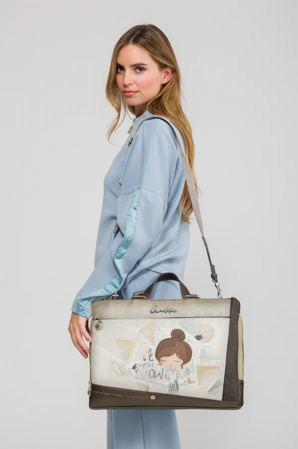 CARTELLA  DONNA  P/C 1 SOFFIETTO 13 POLLICI ANEKKE Linea SOPHIA