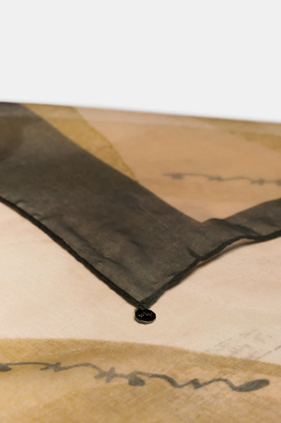 FOULARD CON STAMPA MARRONE BLOOM ANEKKE Linea BLOOM