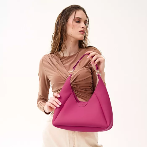 Borsa Hobo  O bag Ginevra  Dimensione cm 17 lunghezza, cm 30 larghezza, 13cm profondità O Bag