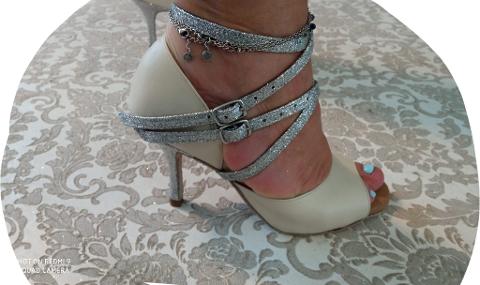 Scarpa da latino americano glitterate color bronzo Lidya dance con tacco effetto glitter