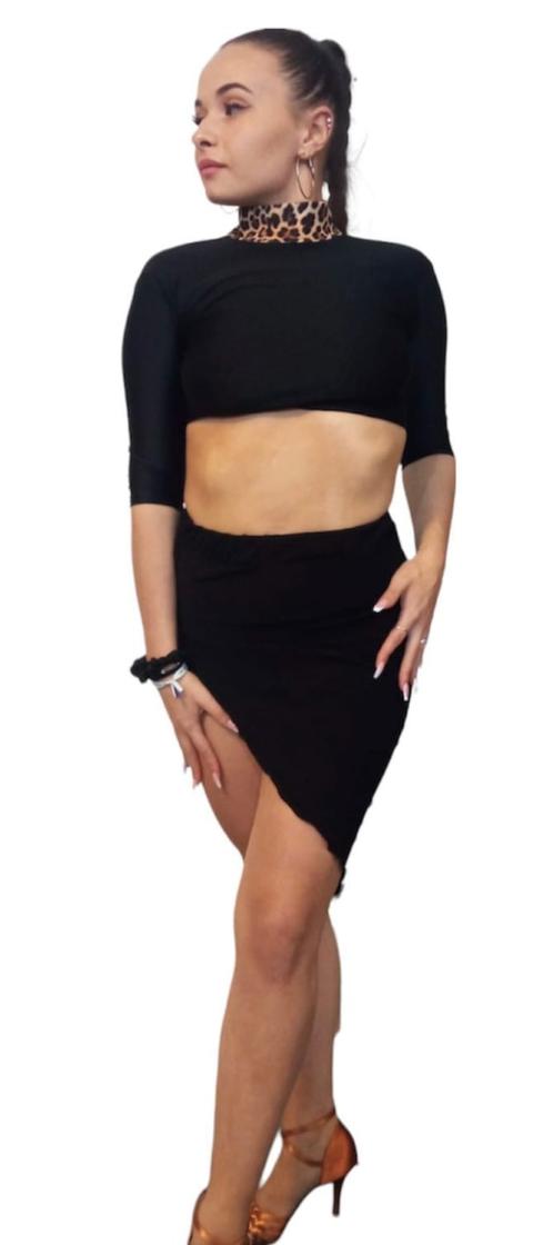 completino da donna con fascia e bracciali Lidya Dance per allenamento latino