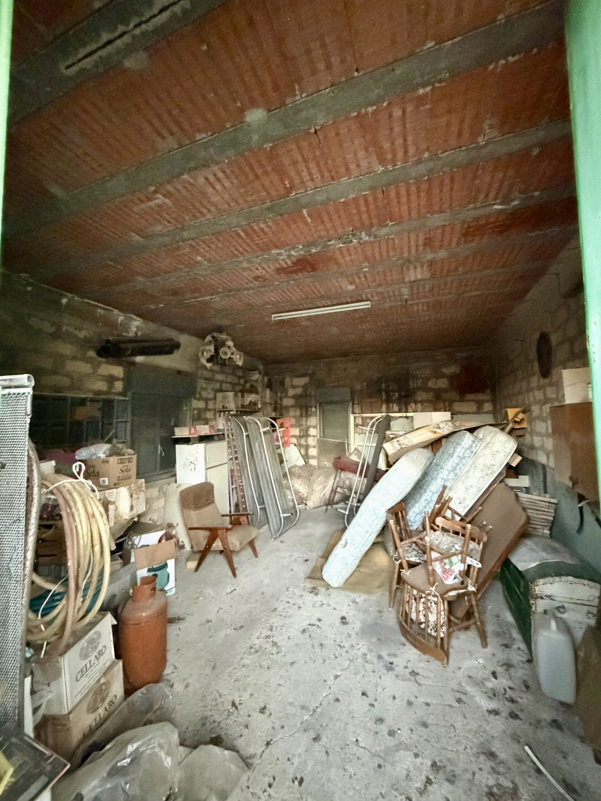 Fabbricato indipendente in Vendita a Giuliana (Palermo)