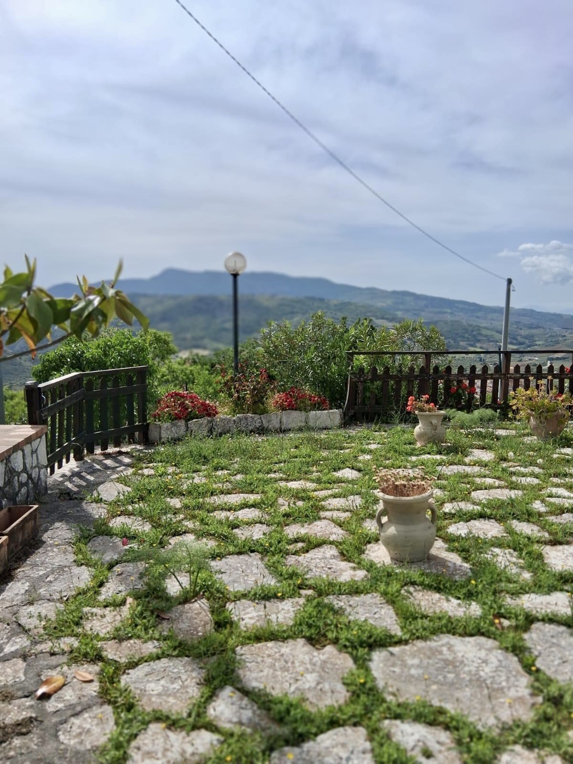 Rustico di campagna in Vendita a Chiusa Sclafani (Palermo)