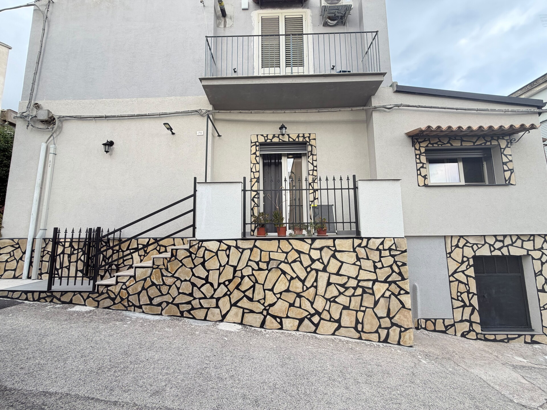 Fabbricato indipendente in Vendita a Bisacquino (Palermo)