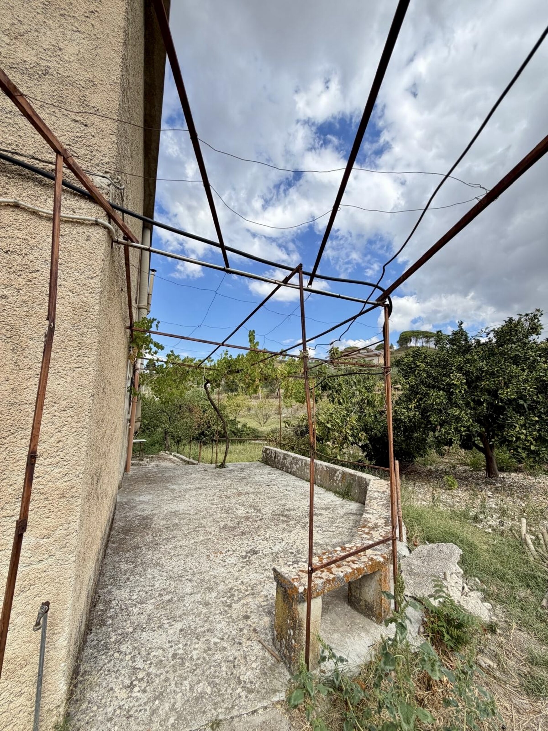Fabbricato indipendente in Vendita a Chiusa Sclafani (Palermo)