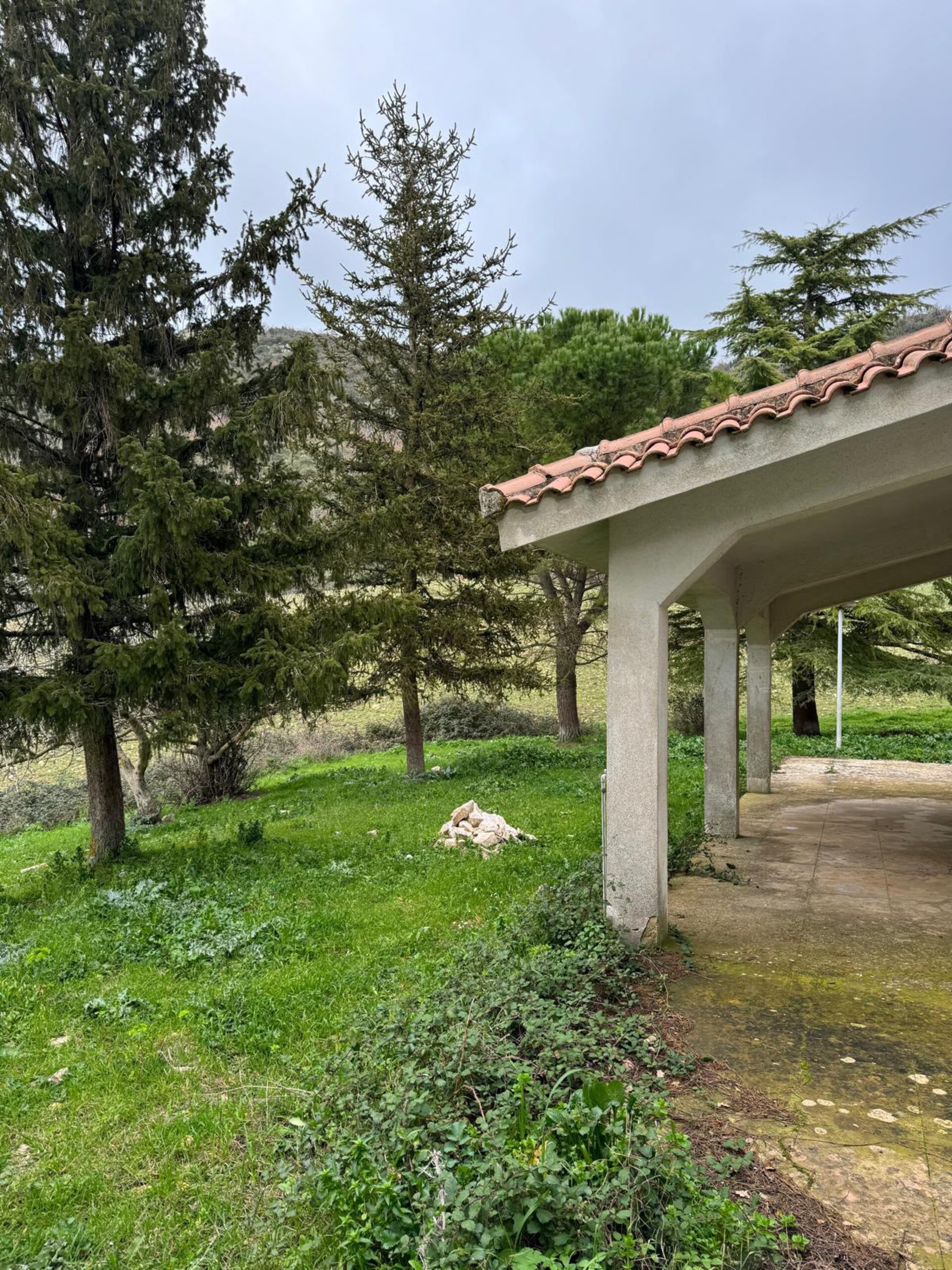 Villa indipendente in Vendita a Campofiorito (Palermo)
