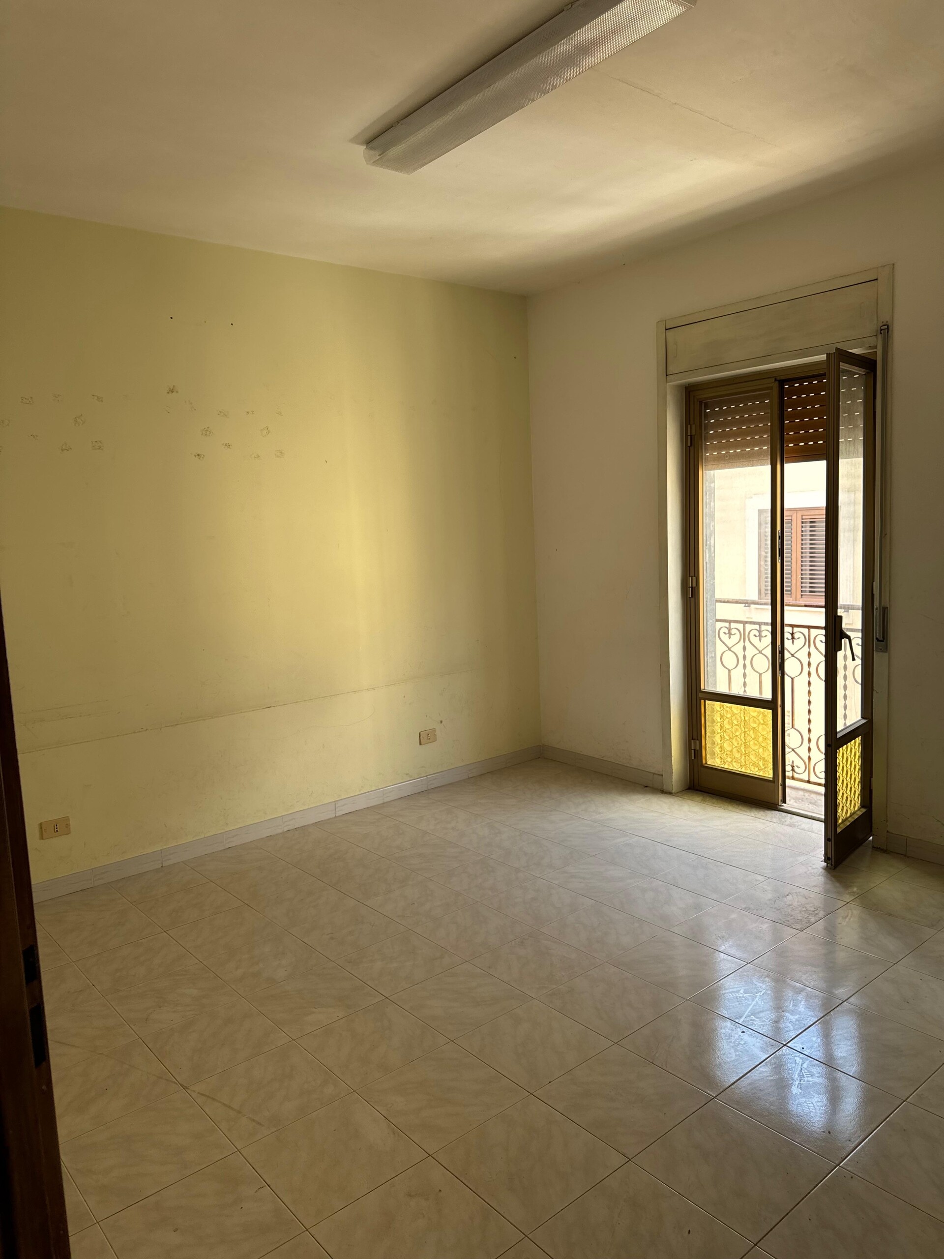 Fabbricato indipendente in Vendita a Campofiorito (Palermo)