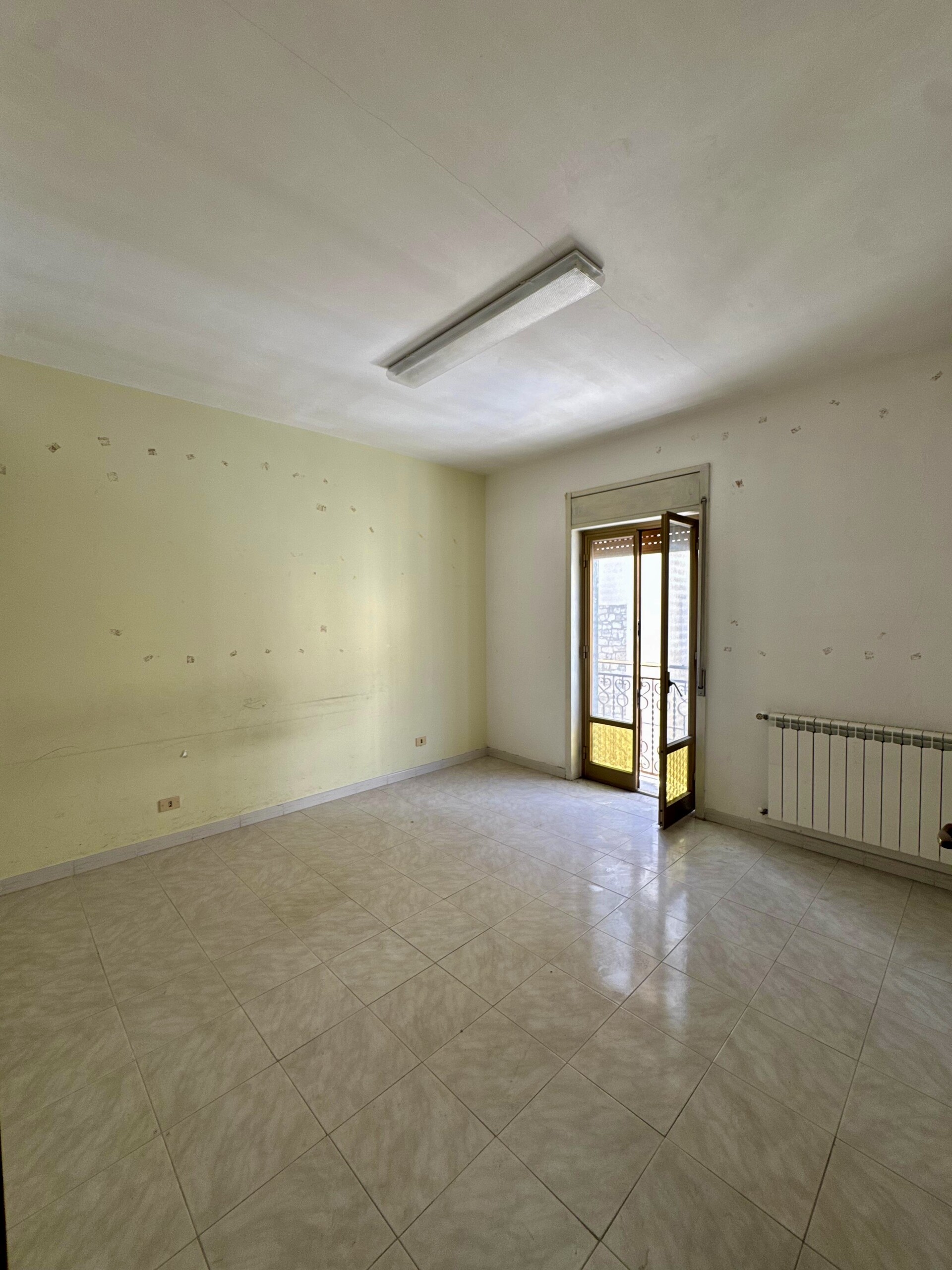 Fabbricato indipendente in Vendita a Campofiorito (Palermo)