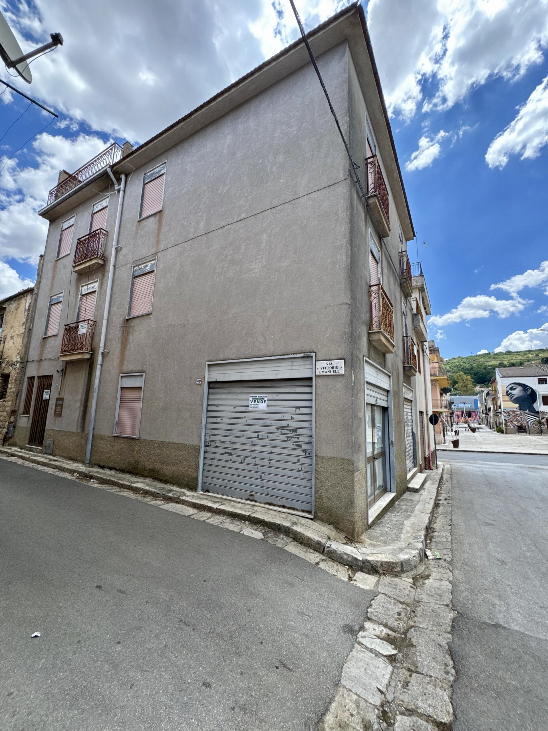 Fabbricato indipendente in Vendita a Campofiorito (Palermo)