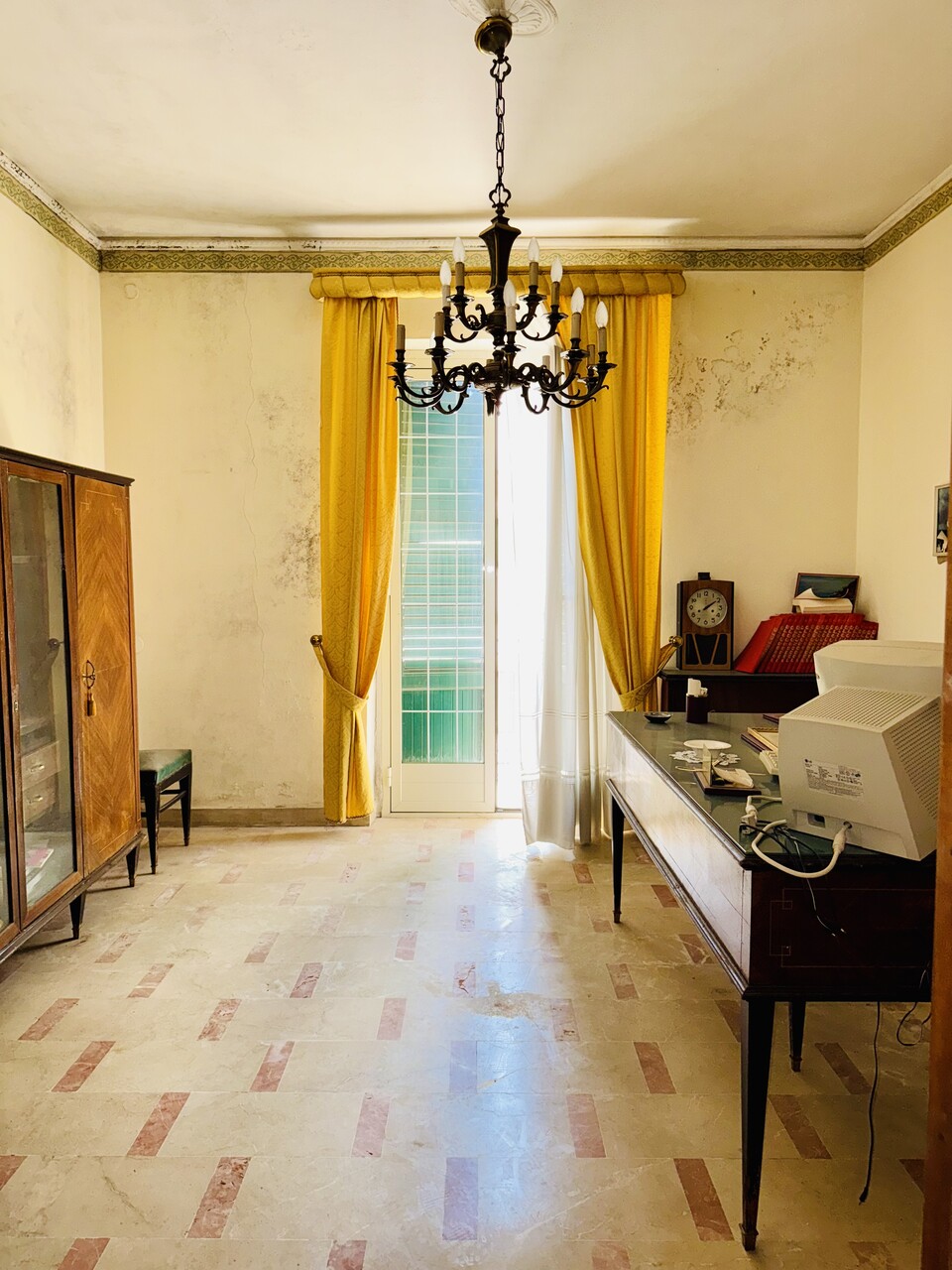 Fabbricato indipendente in Vendita a Campofiorito (Palermo)