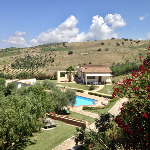 Villa in Vendita a Monreale (Palermo)