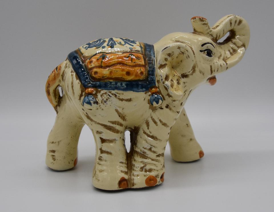 Elefante in ceramica Produzione artigianale di Caltagirone h.10 cm