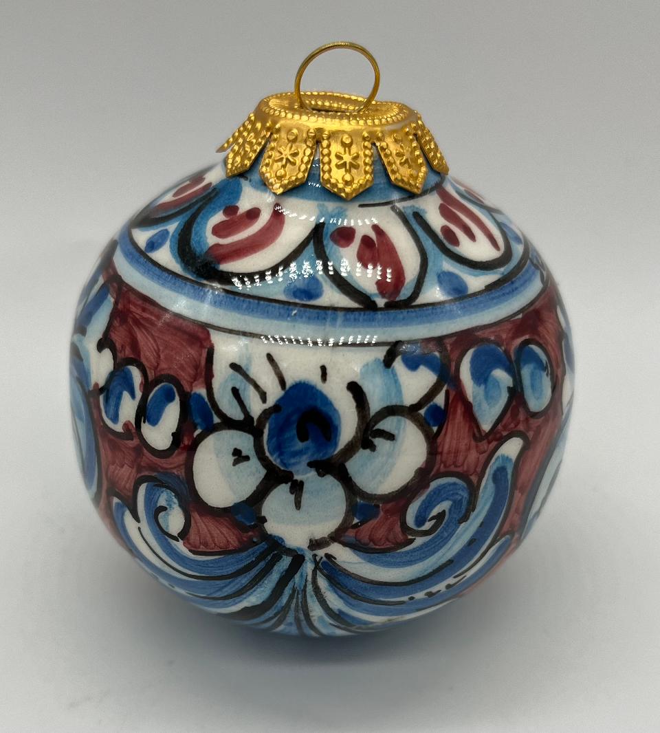 Palline di Natale in ceramica siciliana decoro barocco floreale Produzione artigianale di Caltagirone 8/9 cm