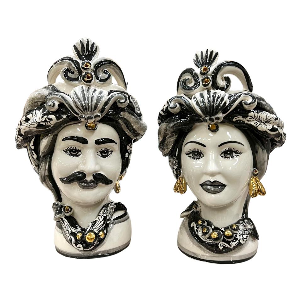 Teste di moro in ceramica siciliana design moderno decoro bianco e nero con oro Produzione artigianale  di Caltagirone h.30cm