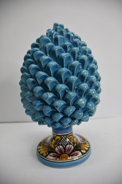 Pigna siciliana in ceramica celeste con piede decorato Produzione artigianale di Caltagirone  h.30 cm