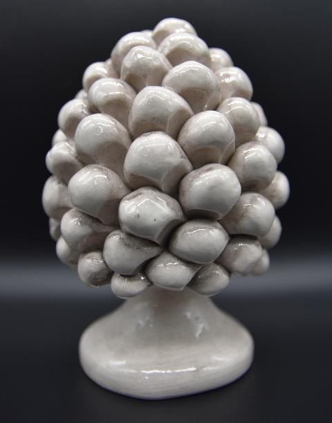 Pigna siciliana in ceramica bianco/bianco antico Produzione artigianale di Caltagirone h.15 cm
