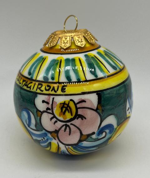 Palline di Natale in ceramica siciliana decoro barocco floreale Produzione artigianale di Caltagirone 8/9 cm