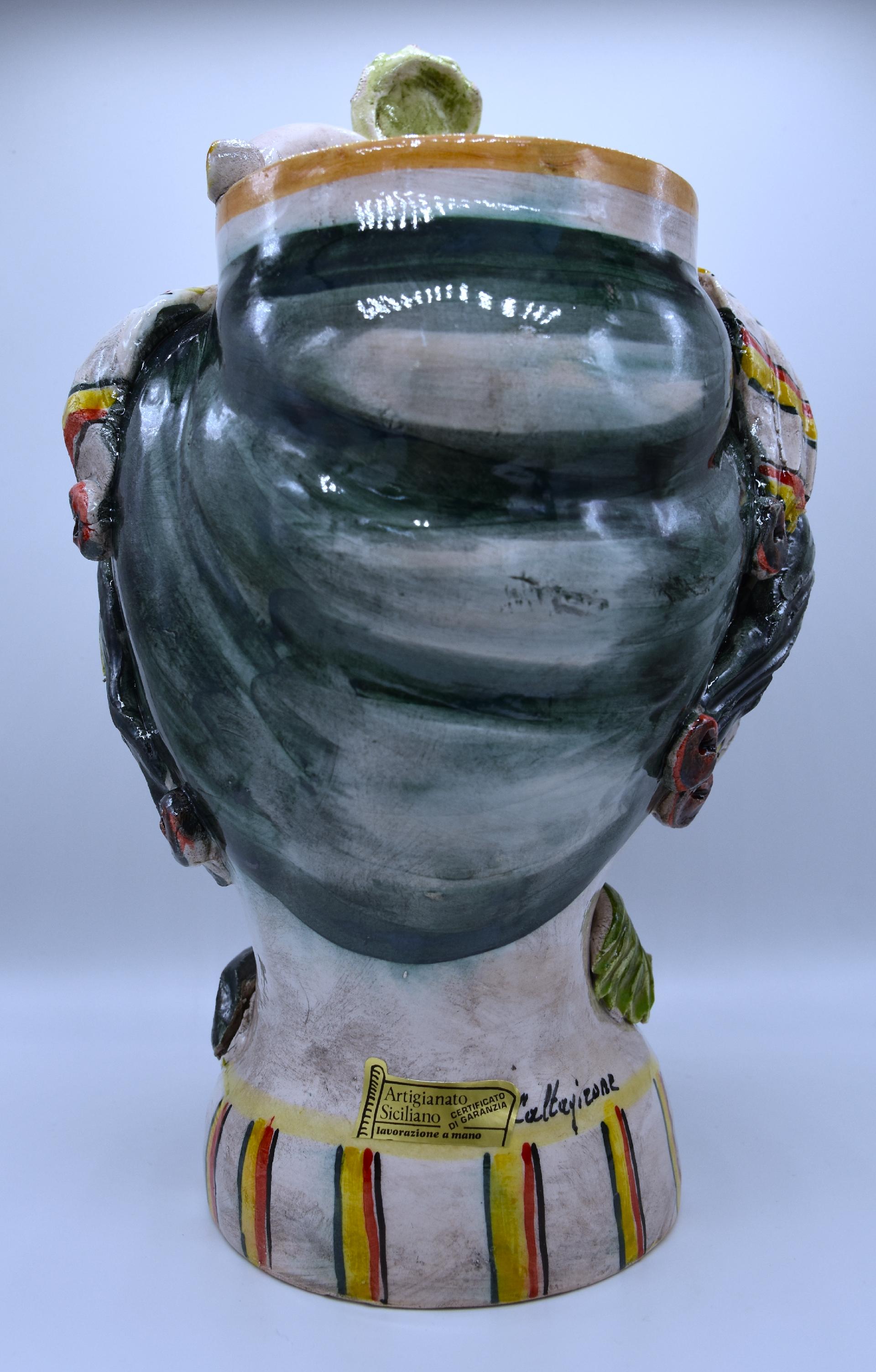 Coppia Teste di moro con limoni e turbante decoro verde Produzione artigianale di Caltagirone h.30cm