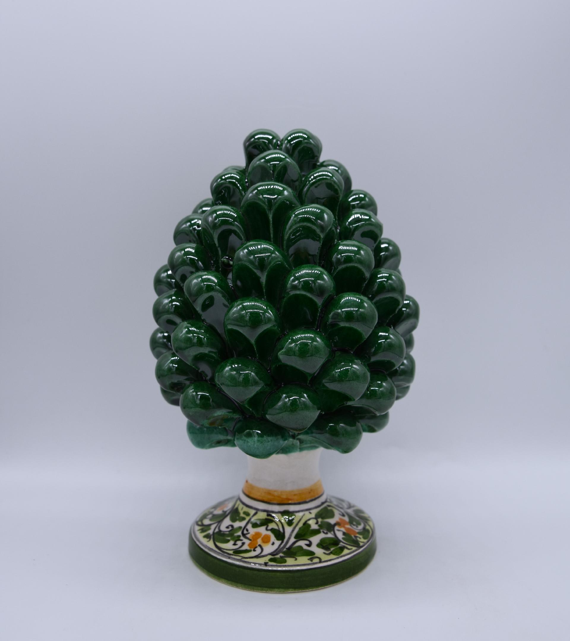 Pigna siciliana in ceramica verde acqua h.15 cm Produzione artigianale di  Caltagirone con base decorata - Terrasini (Palermo)