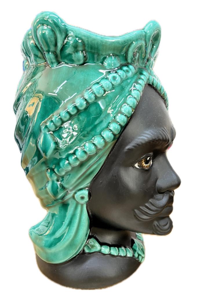 Coppia Teste di Moro moderne gioiello decoro verde ramina monocolore viso nero satinato Produzione artigianale di Caltagirone H 25cm