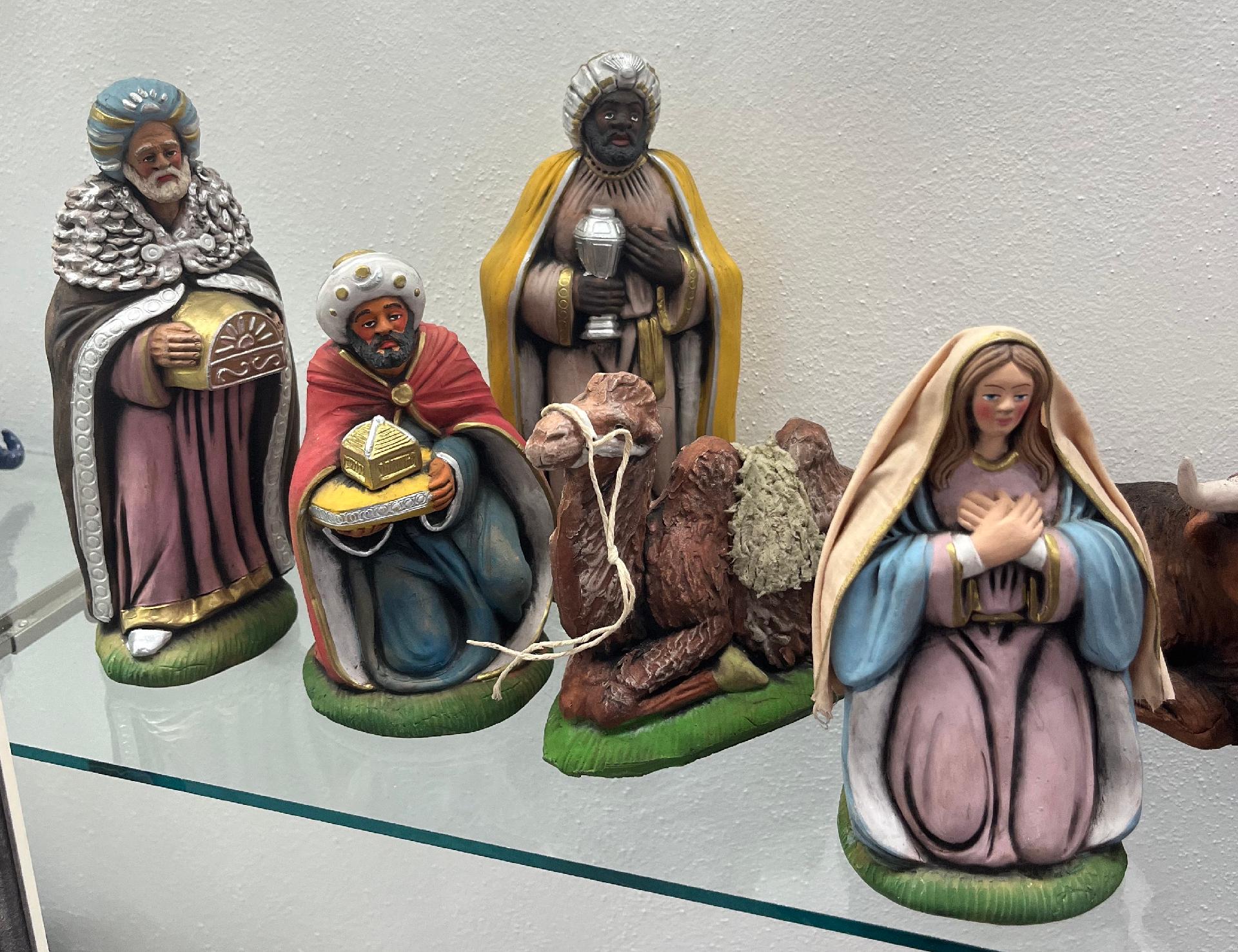 Presepe in ceramica 12 pezzzi H 20cm