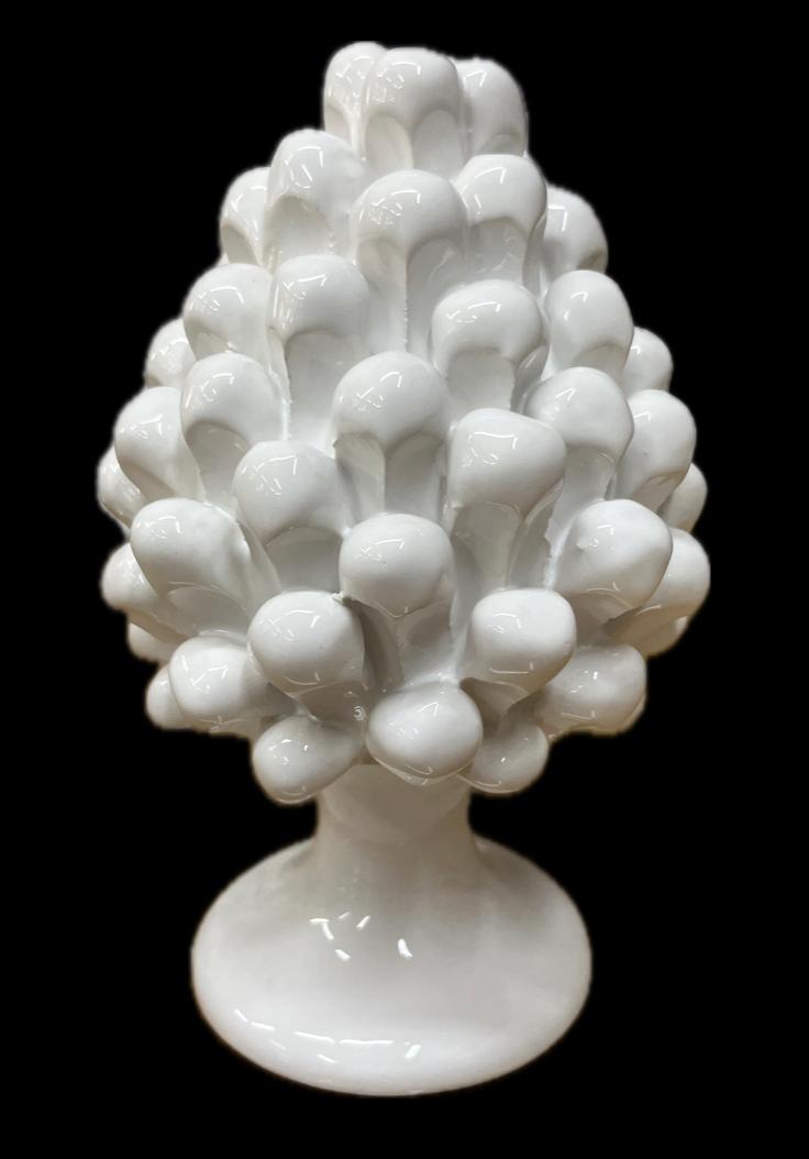 Pigna siciliana in ceramica monocolore bianca Produzione artigianale di Caltagirone H 15cm