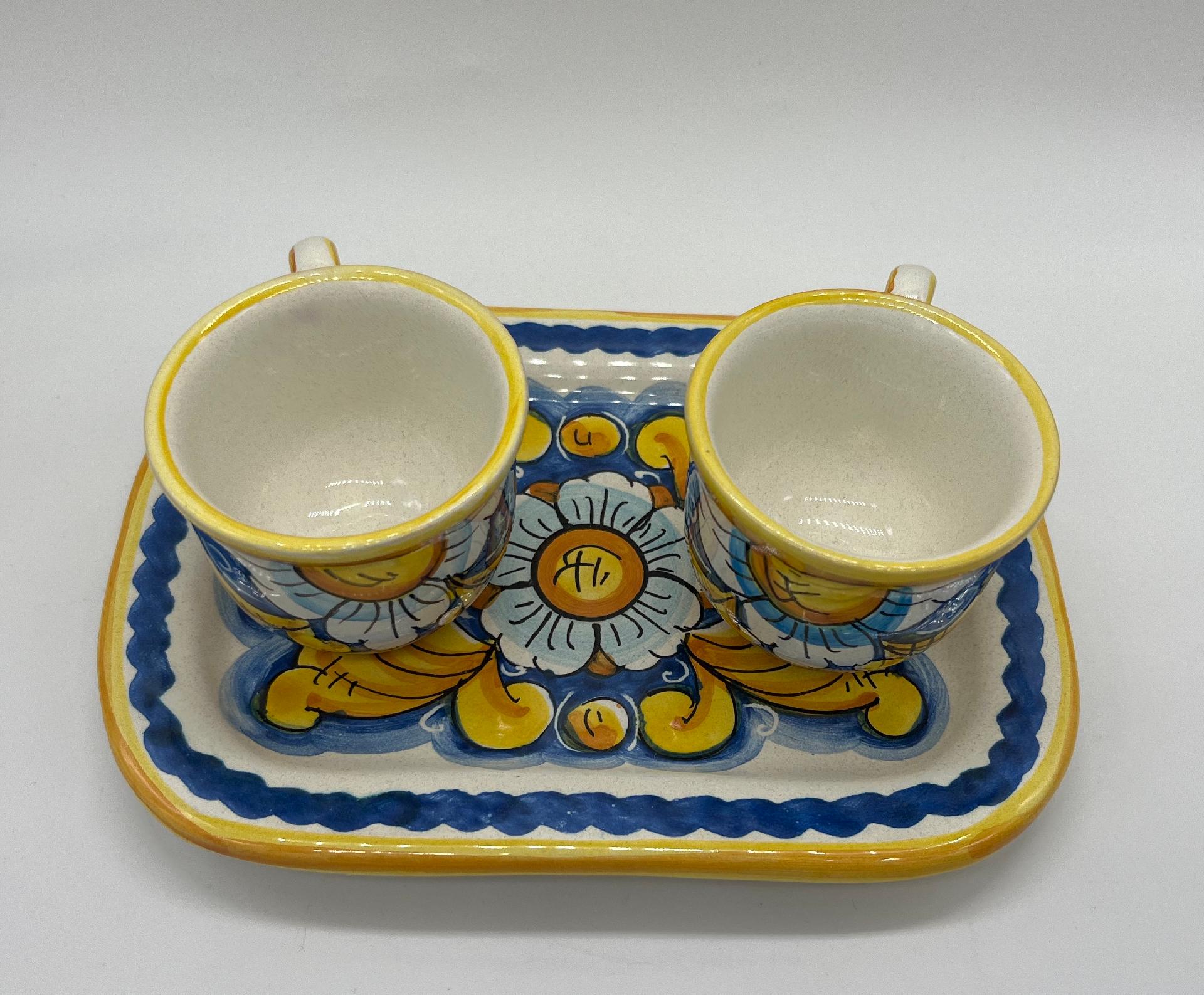 Tet a Tet servizio da caffè, due tazzine e vassoio in ceramica Produzione artigianale Santo Stefano di Camastra Larghezza 19cm