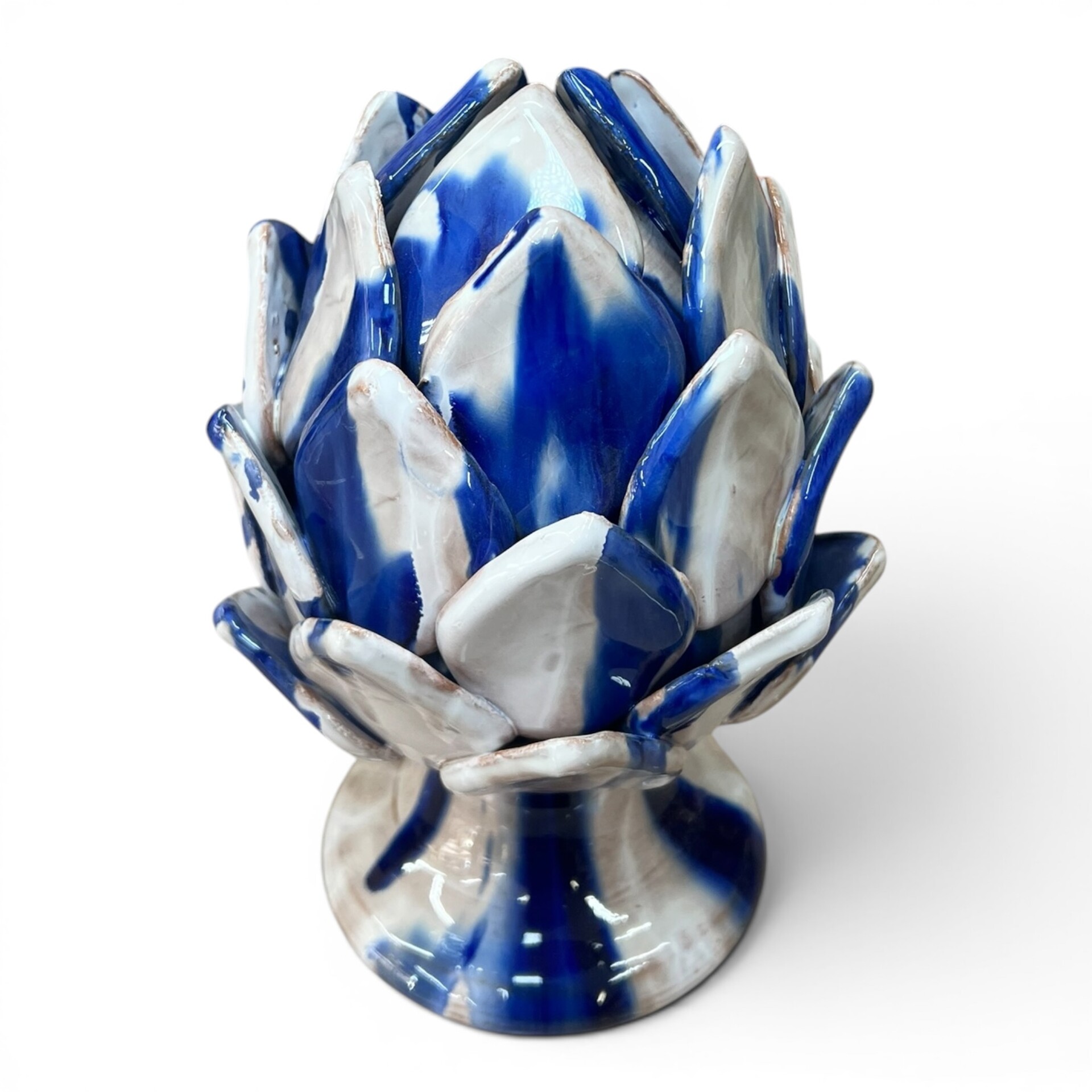 Carciofo decoro blu e bianco in ceramica siciliana Produzione artigianale di Santo Stefano di Camastra h.23cm
