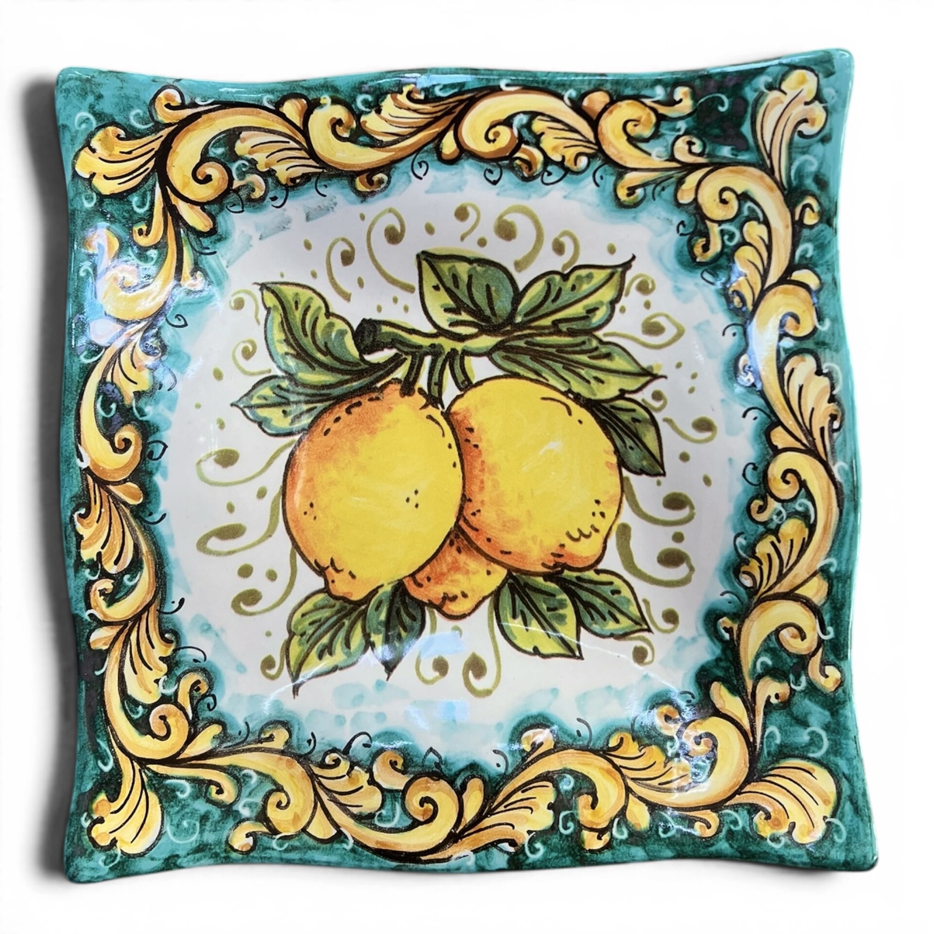 Piatto quadrato da parete decoro ornato limoni fondo verde in ceramica siciliana Produzione artigianale di Santo Stefano di Camastra varie misure