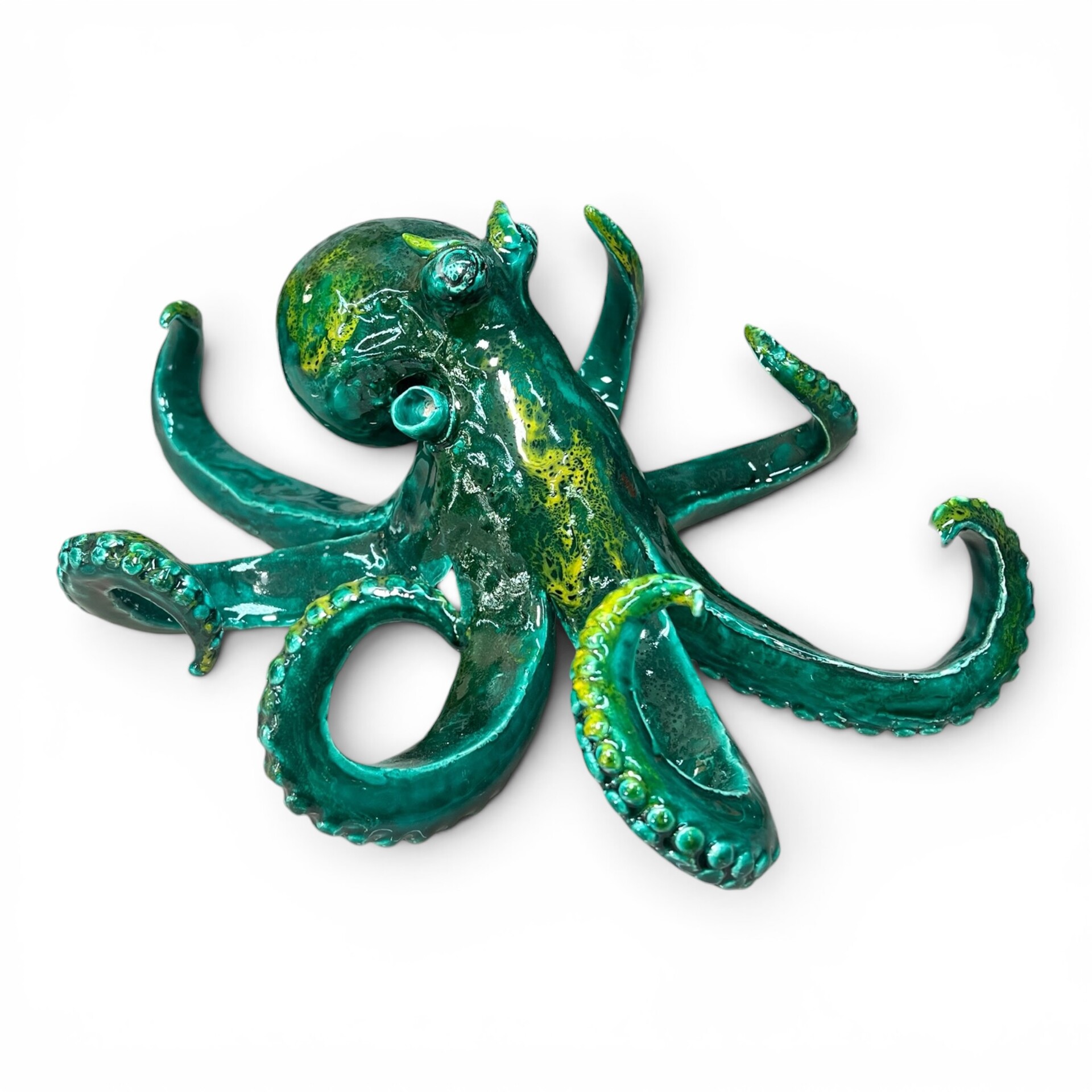 Scultura Polpo grande decoro verde smeraldo con sfumature gialle in ceramica siciliana Produzione artigianale di Palermo lunghezza 30cm