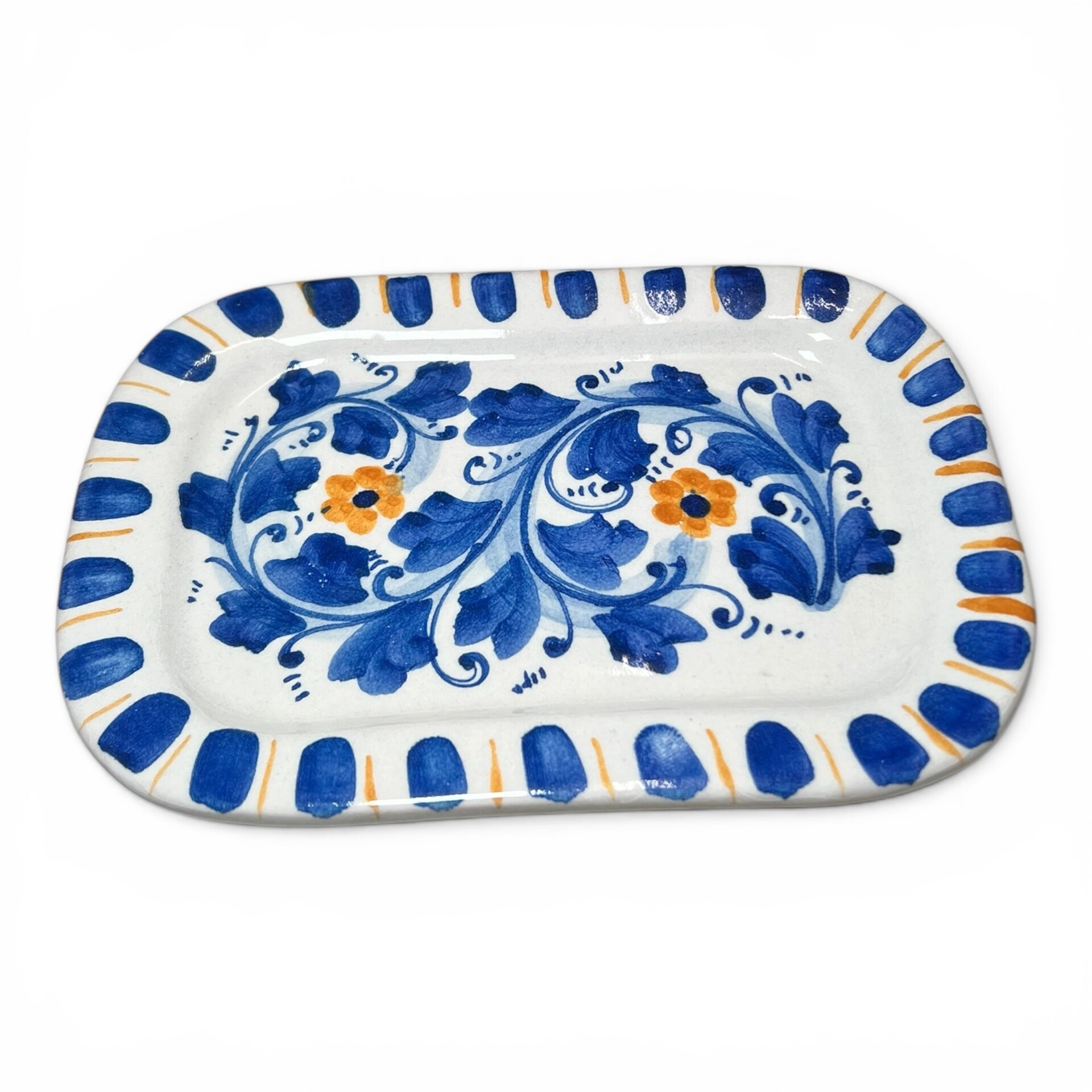 Set caffè due tazzine tête-à-tête con vassoio decoro floreale blu in ceramica siciliana Produzione artigianale di Santo Stefano di Camastra lunghezza 20cm