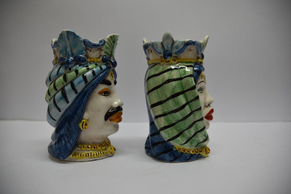 Coppia teste di moro Afro decoro blu e verde Produzione artigianale di Caltagirone h.20 cm