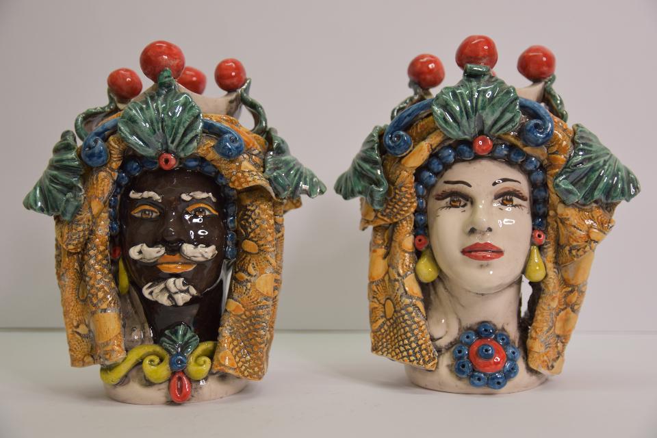 Teste di moro decoro con turbante Produzione artigianale di Caltagirone  h.25 cm