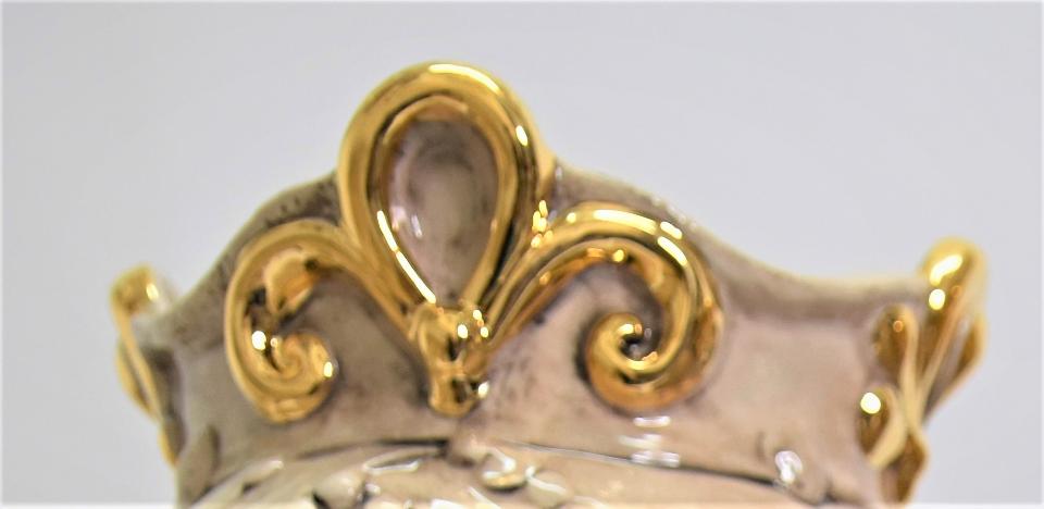 Coppia teste di moro gioiello  Produzione artigianale di Caltagirone  Decoro in oro zecchino h.35cm