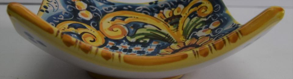 Svuotatasche in ceramica  Produzione artigianale di Caltagirone  21 x 21