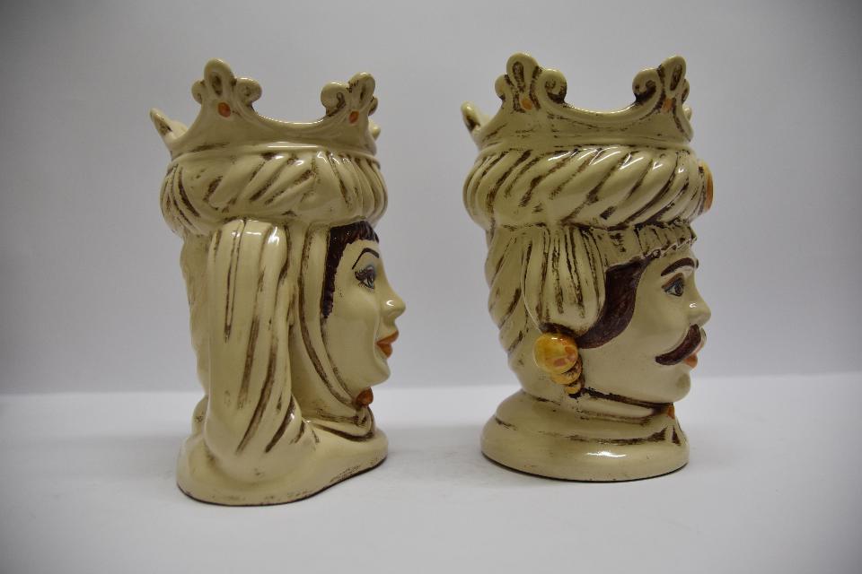 Coppia teste di moro con corona e turbante Produzione artigianale di Caltagirone h.20 cm