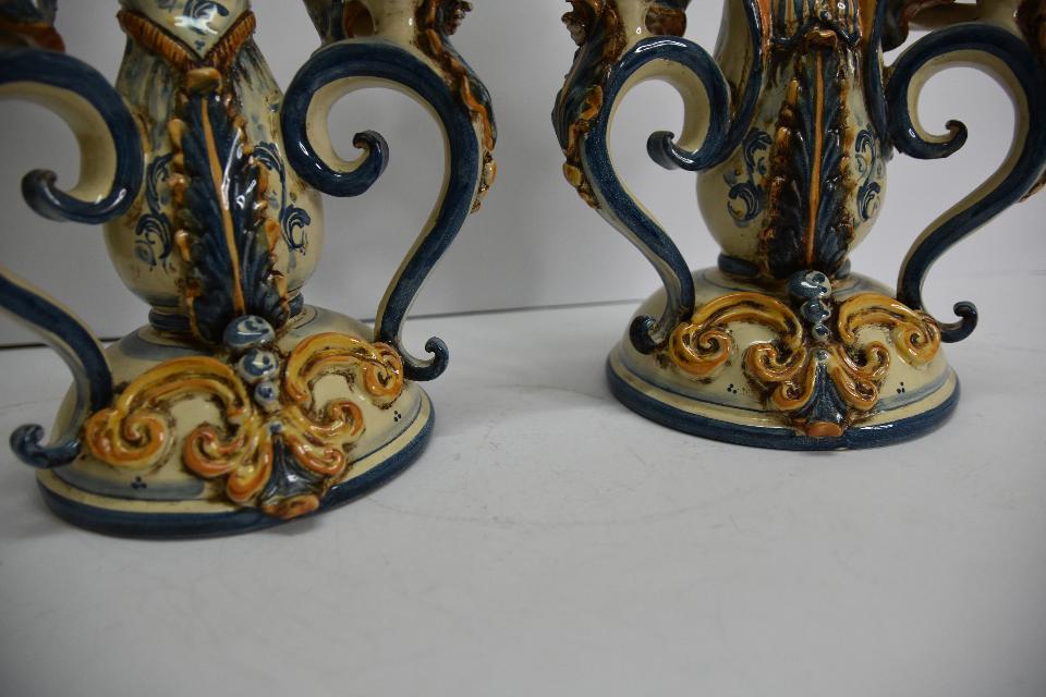Candeliere in ceramica  Produzione artigianale di Caltagirone  h.30