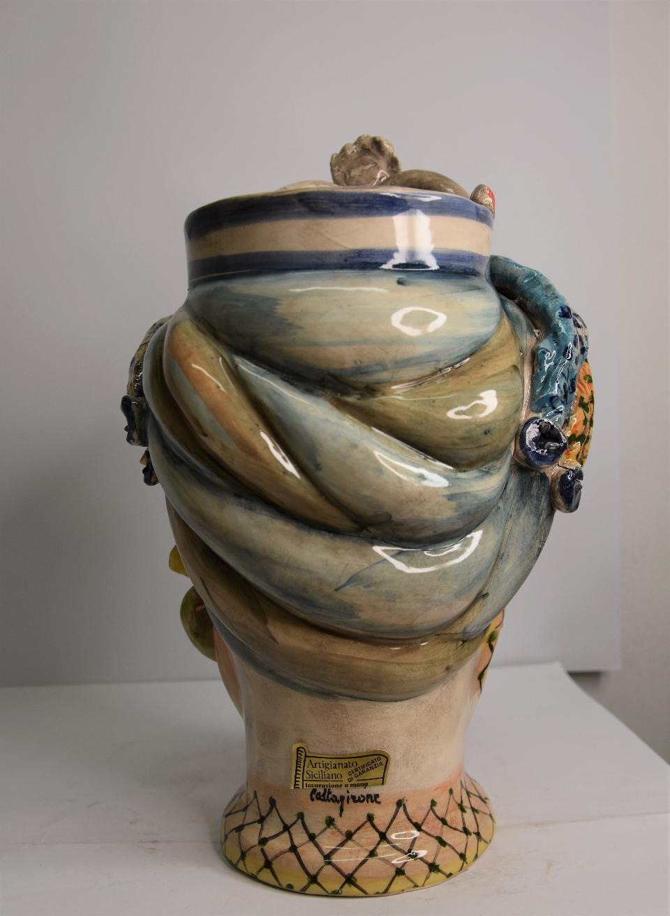 Coppia Teste di moro fichi d'india e turbante Produzione artigianale di Caltagirone  h. 31 cm
