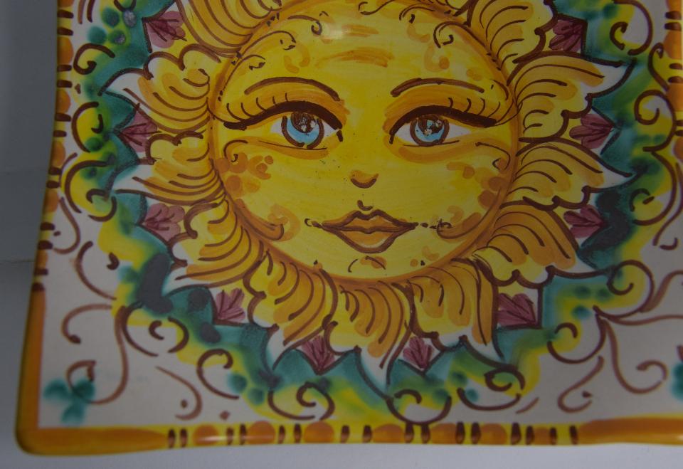 Svuota tasche/Porta caramelle in ceramica Produzione artigianale di Caltagirone 21 x 21
